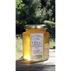 Miel Bio de l'Acacia et Aubépine, aspect à la mise en pot juillet 2020